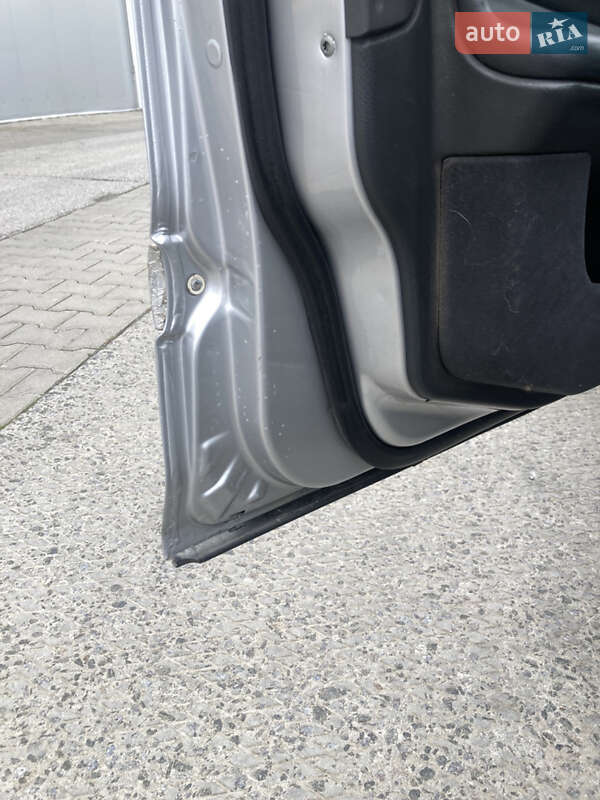 Универсал Mercedes-Benz C-Class 2003 в Хмельницком фото 4 Универсал Mercedes-Benz C-Class 2003 в Хмельницком