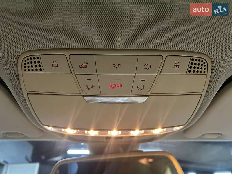 Седан Mercedes-Benz C-Class 2015 в Чернівцях