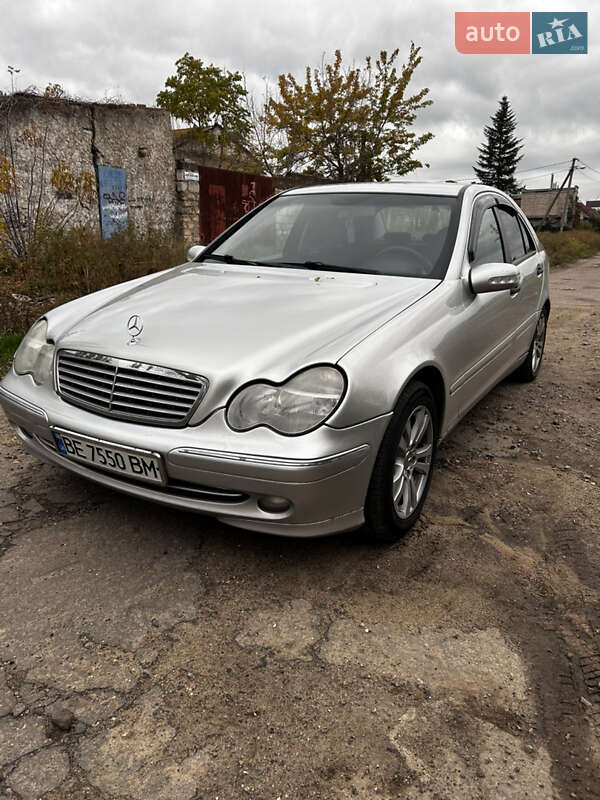 Mercedes-Benz C-Class 2001