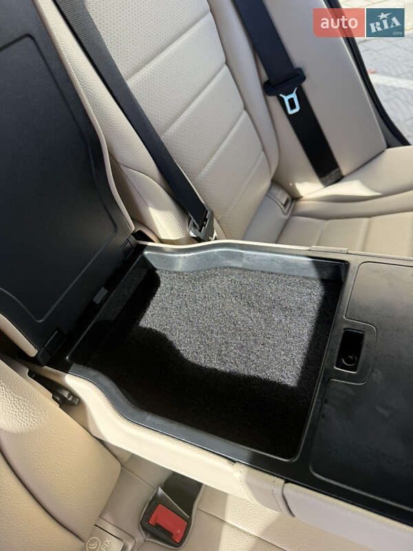 Седан Mercedes-Benz C-Class 2019 в Львові фото 46 Седан Mercedes-Benz C-Class 2019 в Львові