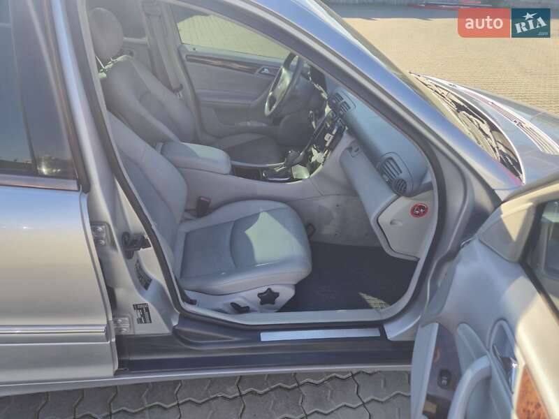 Седан Mercedes-Benz C-Class 2000 в Чорноморську