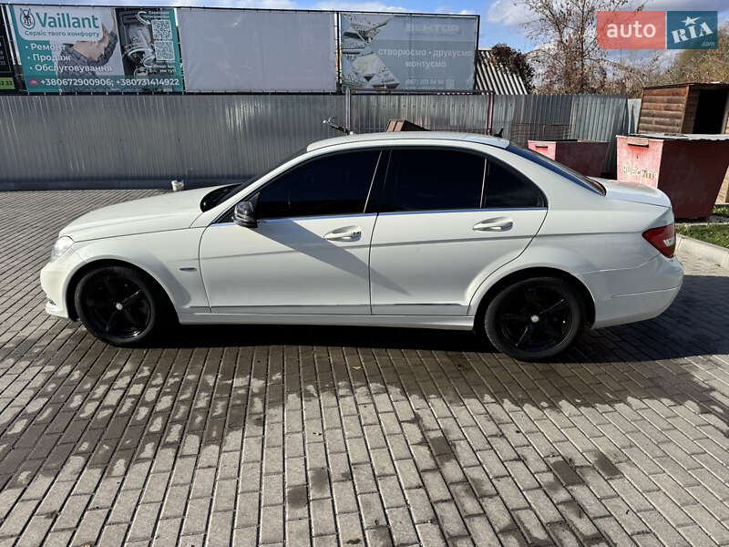 Седан Mercedes-Benz C-Class 2011 в Калинівці