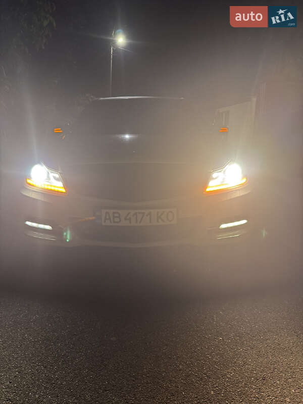 Седан Mercedes-Benz C-Class 2011 в Калинівці