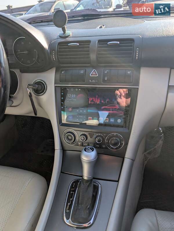 Купе Mercedes-Benz C-Class 2005 в Ровно