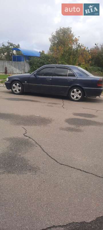 Седан Mercedes-Benz C-Class 1997 в Киеве фото 5 Седан Mercedes-Benz C-Class 1997 в Киеве