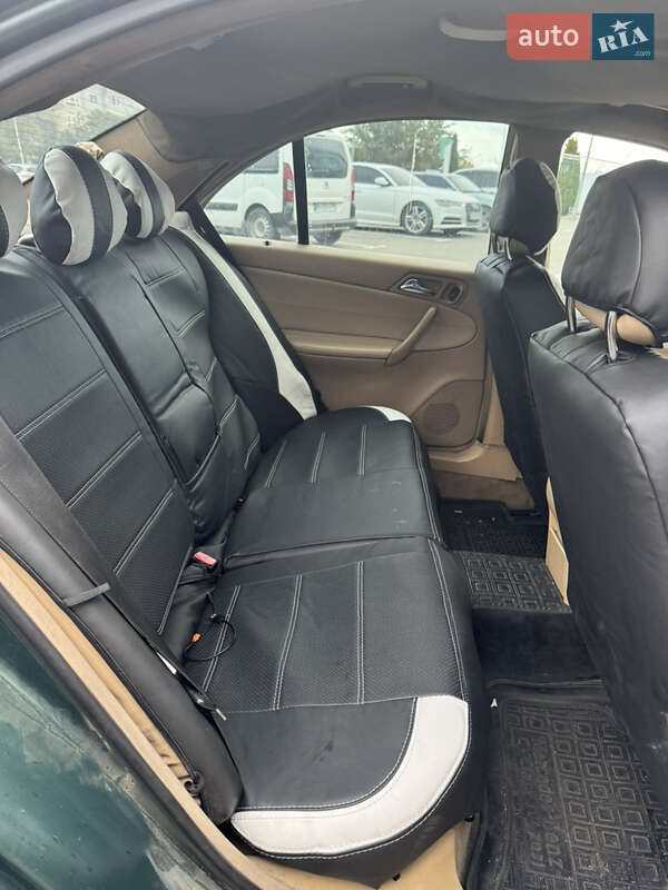 Седан Mercedes-Benz C-Class 2001 в Южному