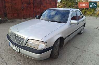 Седан Mercedes-Benz C-Class 1997 в Борисполі