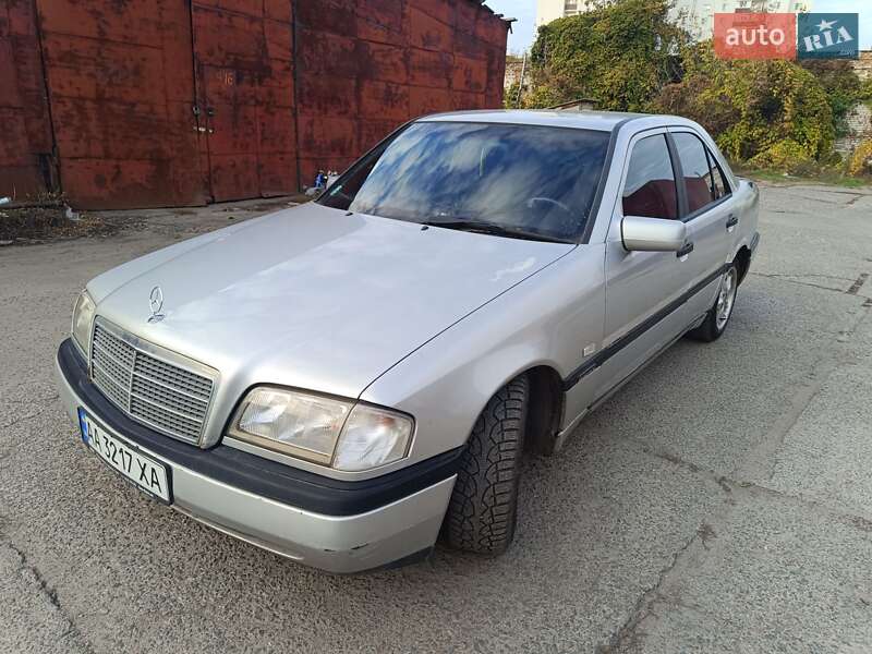 Mercedes-Benz C-Class 1997 Mercedes-Benz C-Class 1997