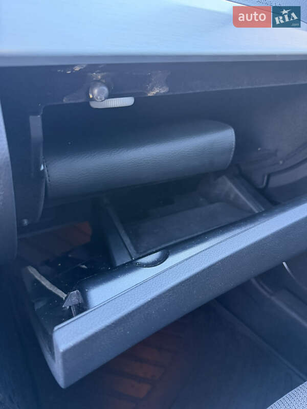 Седан Mercedes-Benz C-Class 2011 в Києві фото 15 Седан Mercedes-Benz C-Class 2011 в Києві