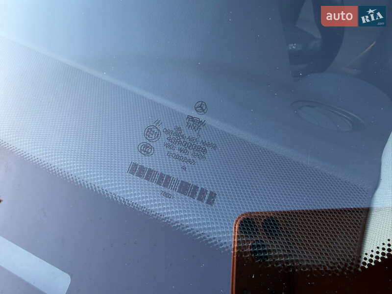 Седан Mercedes-Benz C-Class 2011 в Києві фото 27 Седан Mercedes-Benz C-Class 2011 в Києві