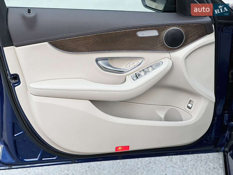 Седан Mercedes-Benz C-Class 2018 в Києві фото 18 Седан Mercedes-Benz C-Class 2018 в Києві