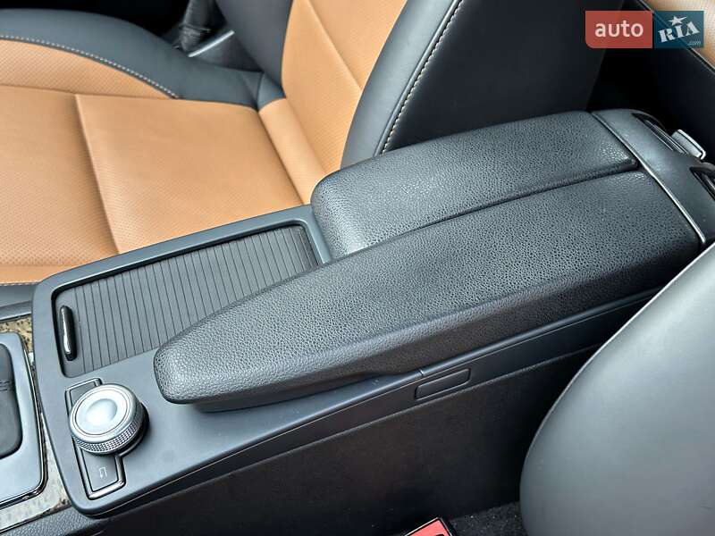 Седан Mercedes-Benz C-Class 2008 в Одесі фото 62 Седан Mercedes-Benz C-Class 2008 в Одесі