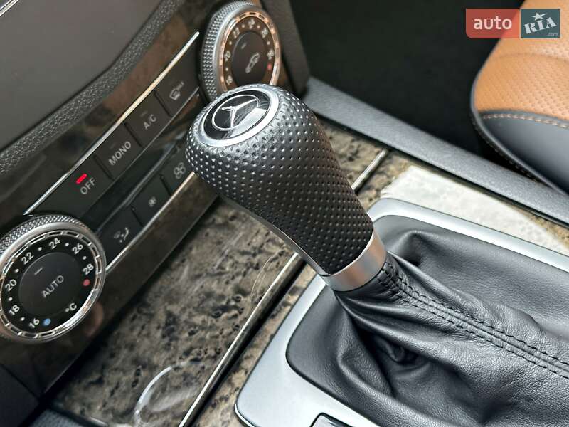 Седан Mercedes-Benz C-Class 2008 в Одесі фото 76 Седан Mercedes-Benz C-Class 2008 в Одесі