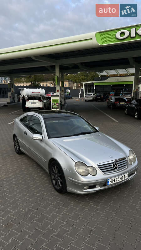 Купе Mercedes-Benz C-Class 2004 в Одессе фото 27 Купе Mercedes-Benz C-Class 2004 в Одессе