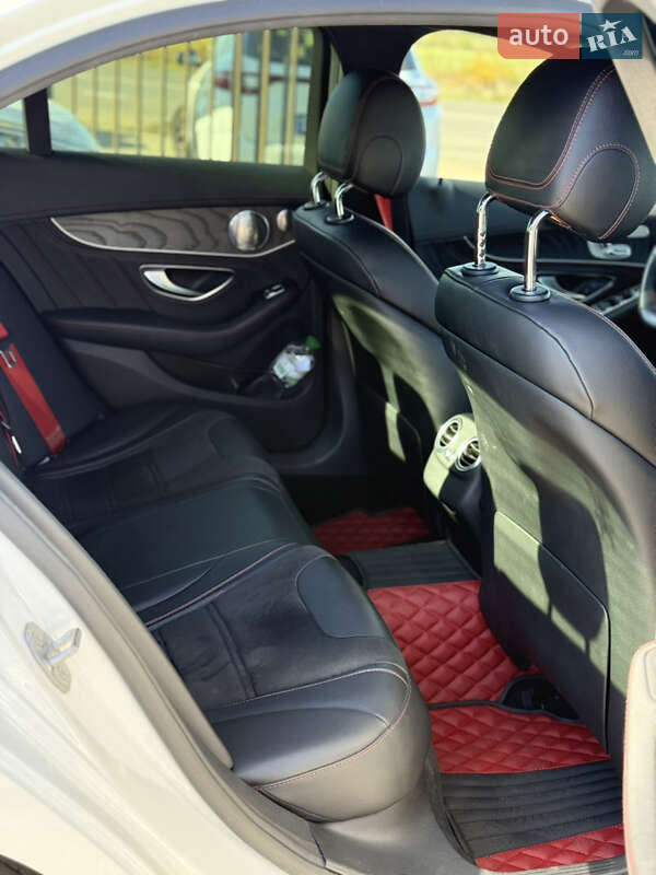 Седан Mercedes-Benz C-Class 2017 в Одесі фото 24 Седан Mercedes-Benz C-Class 2017 в Одесі