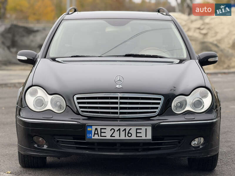 Універсал Mercedes-Benz C-Class 2005 в Дніпрі фото 10 Універсал Mercedes-Benz C-Class 2005 в Дніпрі