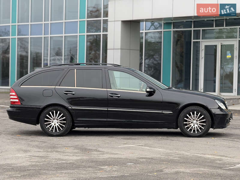 Універсал Mercedes-Benz C-Class 2005 в Дніпрі фото 7 Універсал Mercedes-Benz C-Class 2005 в Дніпрі
