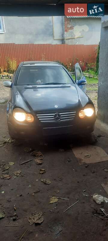 Mercedes-Benz C-Class 2003