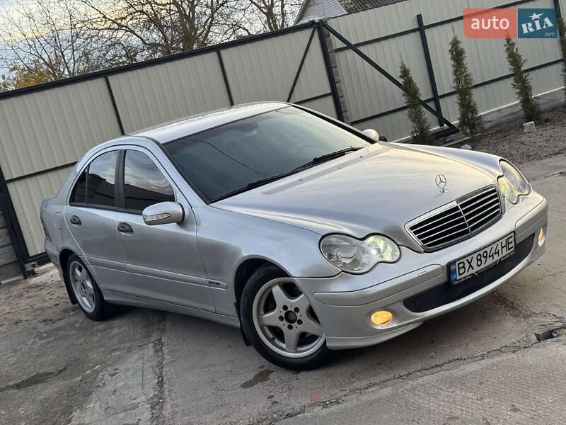 Седан Mercedes-Benz C-Class 2004 в Нетешине фото 4 Седан Mercedes-Benz C-Class 2004 в Нетешине