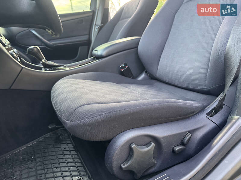 Седан Mercedes-Benz C-Class 2004 в Нетешине фото 26 Седан Mercedes-Benz C-Class 2004 в Нетешине