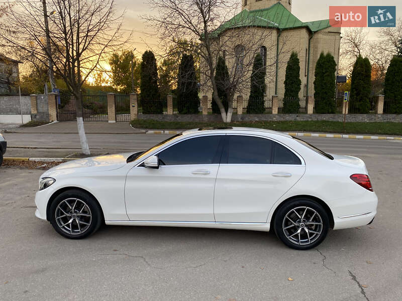 Седан Mercedes-Benz C-Class 2014 в Киеве