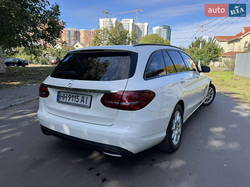 Універсал Mercedes-Benz C-Class 2019 в Одесі