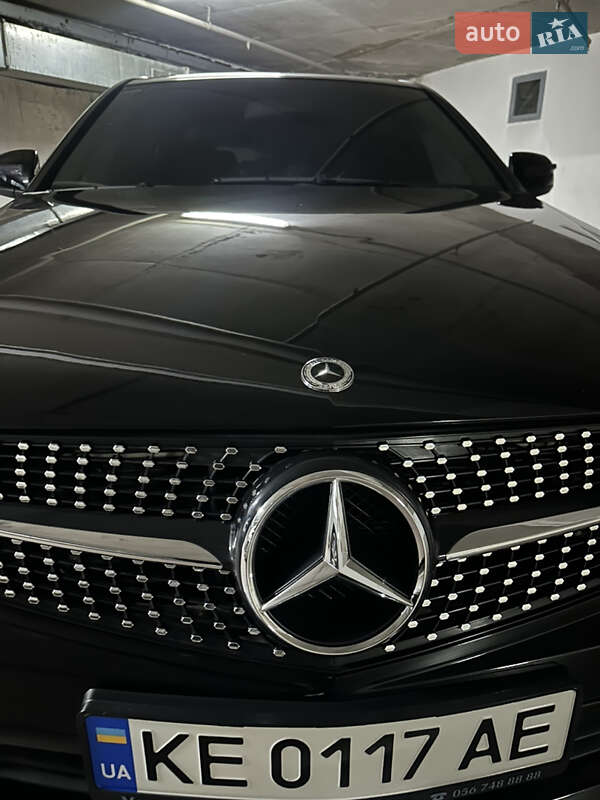 Седан Mercedes-Benz C-Class 2008 в Днепре