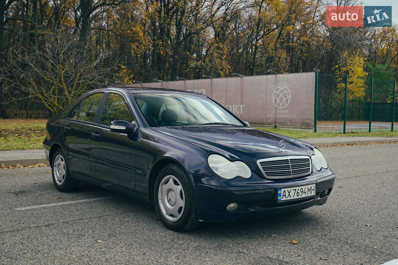 Седан Mercedes-Benz C-Class 2003 в Харкові фото 9 Седан Mercedes-Benz C-Class 2003 в Харкові