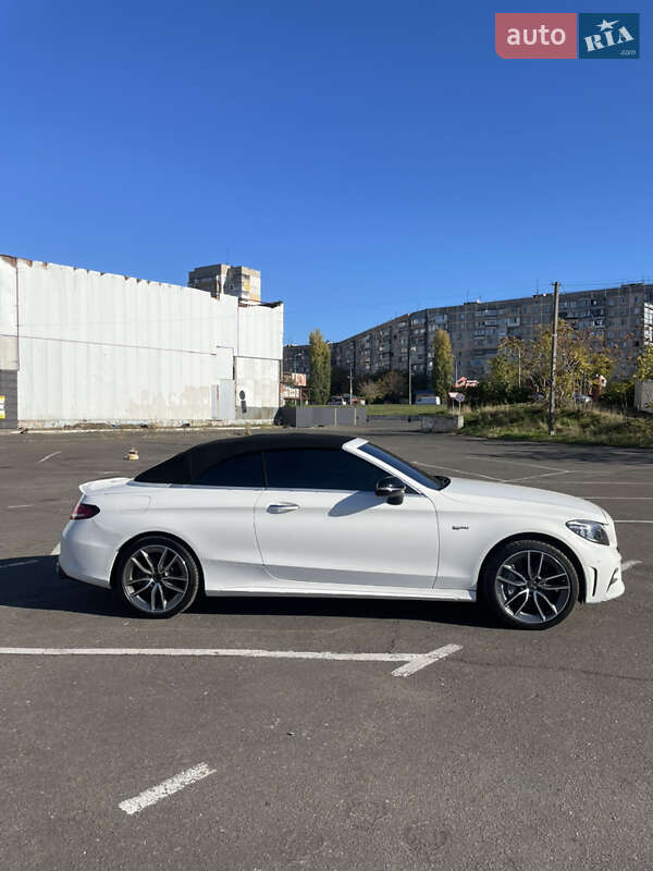Кабриолет Mercedes-Benz C-Class 2018 в Одессе фото 5 Кабриолет Mercedes-Benz C-Class 2018 в Одессе