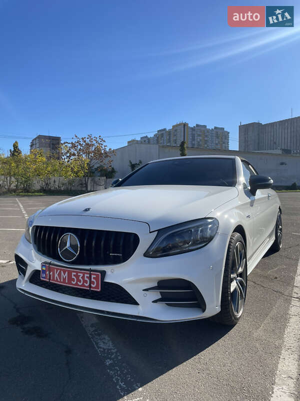 Кабриолет Mercedes-Benz C-Class 2018 в Одессе фото 31 Кабриолет Mercedes-Benz C-Class 2018 в Одессе