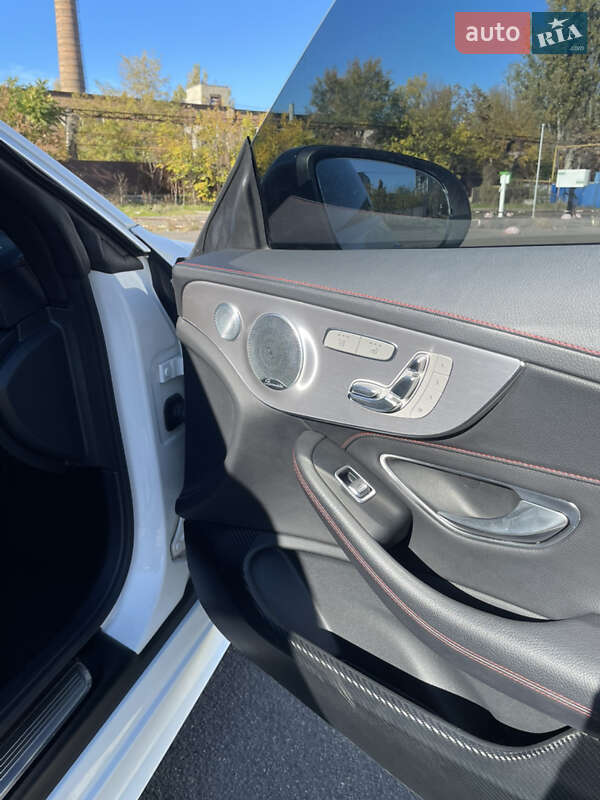Кабриолет Mercedes-Benz C-Class 2018 в Одессе фото 42 Кабриолет Mercedes-Benz C-Class 2018 в Одессе