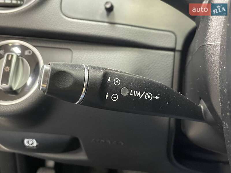 Універсал Mercedes-Benz C-Class 2013 в Києві