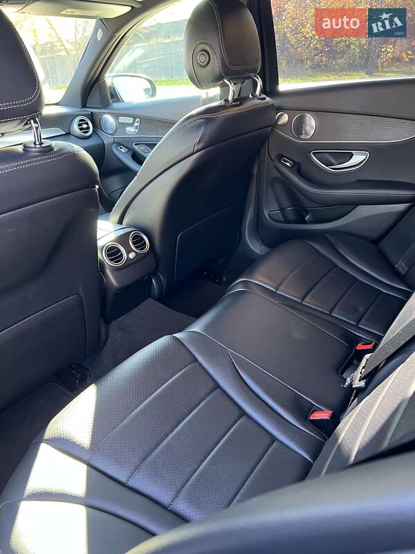 Седан Mercedes-Benz C-Class 2019 в Киеве фото 47 Седан Mercedes-Benz C-Class 2019 в Киеве