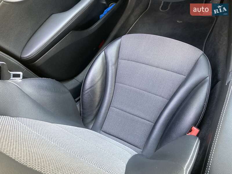 Универсал Mercedes-Benz C-Class 2017 в Николаеве фото 124 Универсал Mercedes-Benz C-Class 2017 в Николаеве