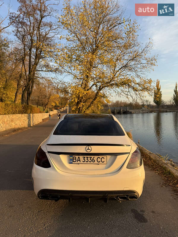 Седан Mercedes-Benz C-Class 2016 в Кропивницькому