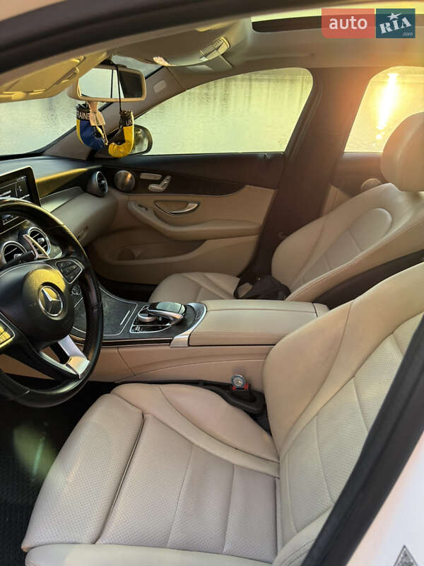 Седан Mercedes-Benz C-Class 2016 в Кропивницькому