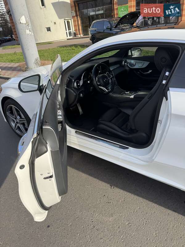 Купе Mercedes-Benz C-Class 2017 в Києві фото 24 Купе Mercedes-Benz C-Class 2017 в Києві