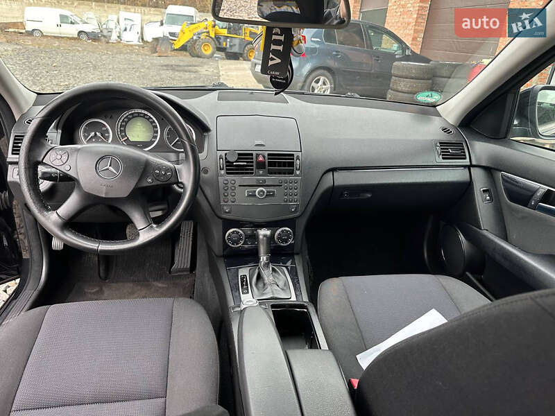 Седан Mercedes-Benz C-Class 2007 в Луцке фото 5 Седан Mercedes-Benz C-Class 2007 в Луцке