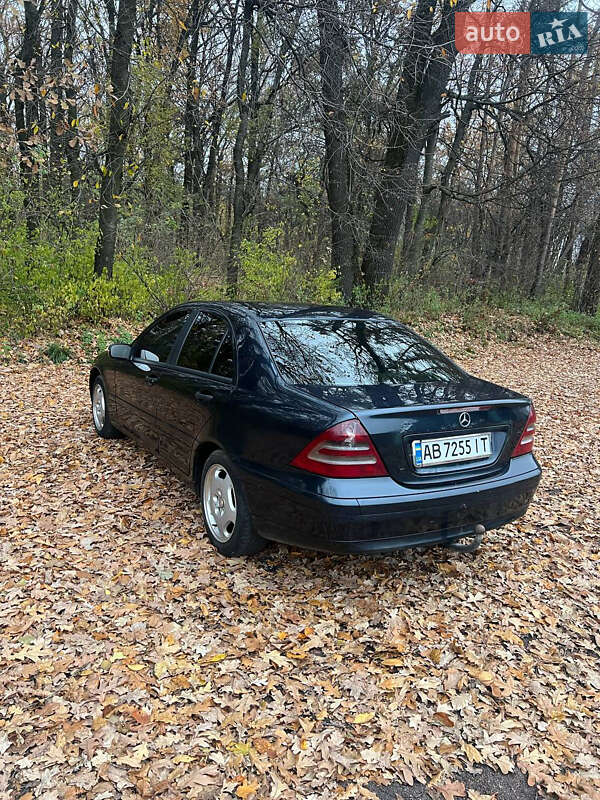 Седан Mercedes-Benz C-Class 2002 в Житомире
