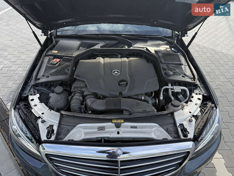 Седан Mercedes-Benz C-Class 2015 в Києві