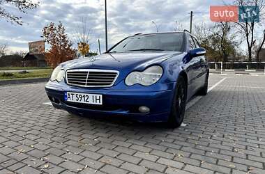 Універсал Mercedes-Benz C-Class 2003 в Коломиї