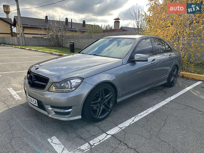 Седан Mercedes-Benz C-Class 2012 в Киеве фото 3 Седан Mercedes-Benz C-Class 2012 в Киеве