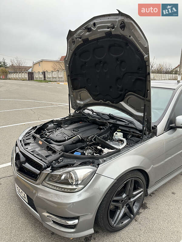 Седан Mercedes-Benz C-Class 2012 в Киеве фото 24 Седан Mercedes-Benz C-Class 2012 в Киеве