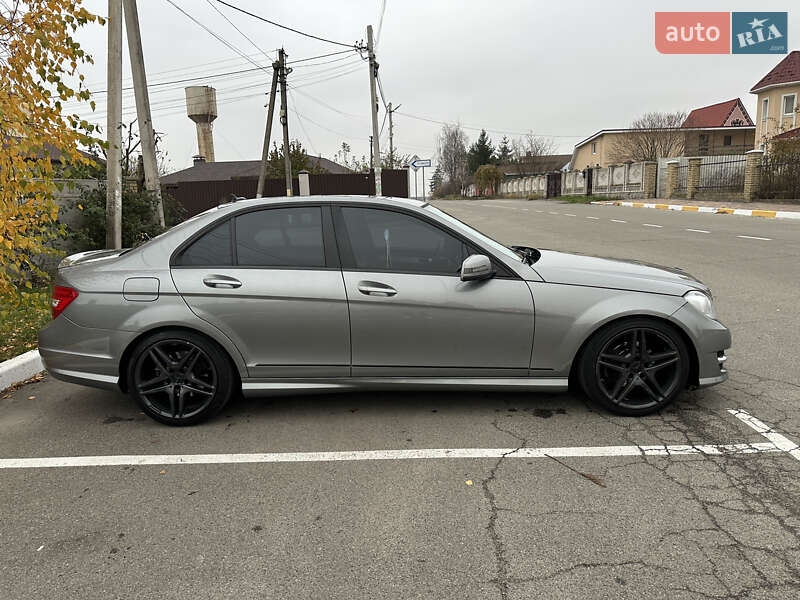 Седан Mercedes-Benz C-Class 2012 в Киеве фото 11 Седан Mercedes-Benz C-Class 2012 в Киеве