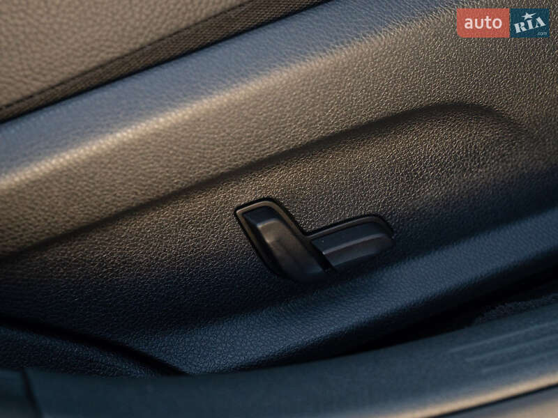 Седан Mercedes-Benz C-Class 2016 в Одессе фото 39 Седан Mercedes-Benz C-Class 2016 в Одессе