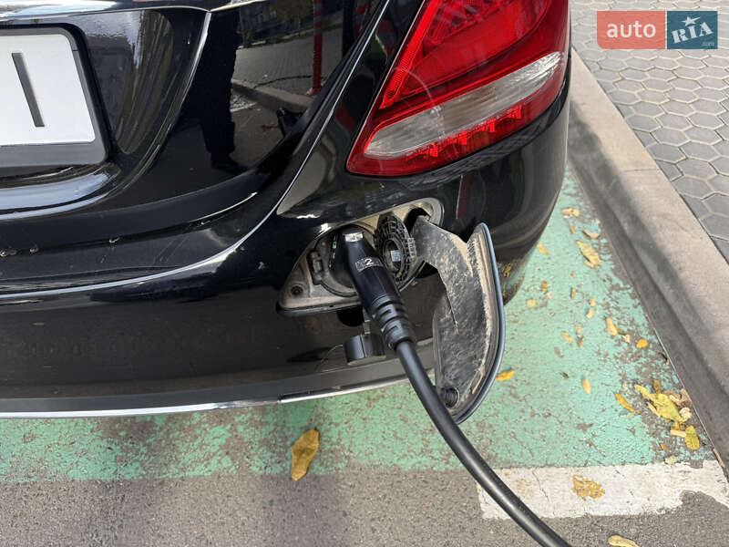 Седан Mercedes-Benz C-Class 2017 в Одесі фото 12 Седан Mercedes-Benz C-Class 2017 в Одесі