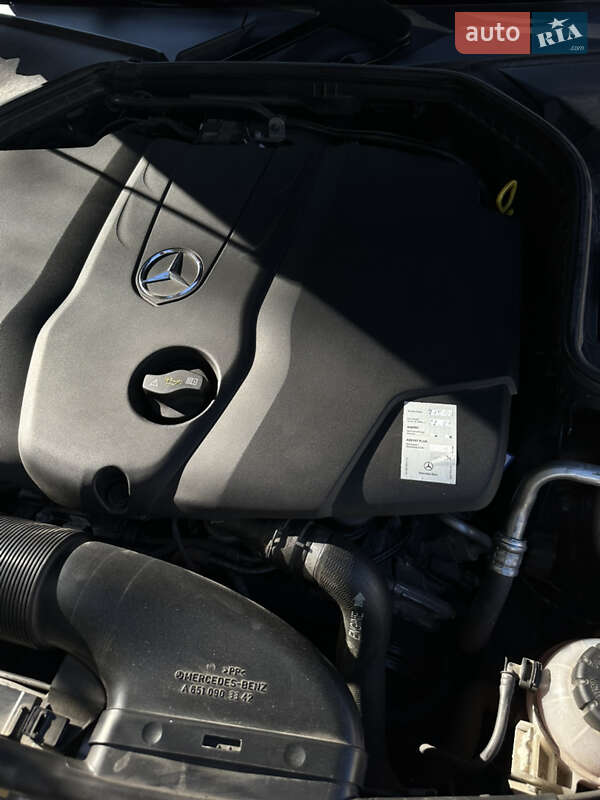 Седан Mercedes-Benz C-Class 2017 в Вишневом