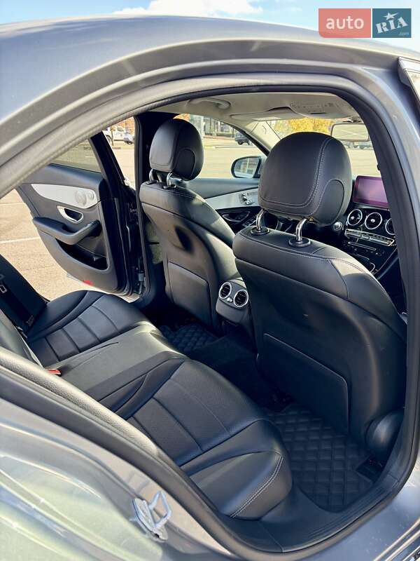 Седан Mercedes-Benz C-Class 2015 в Києві