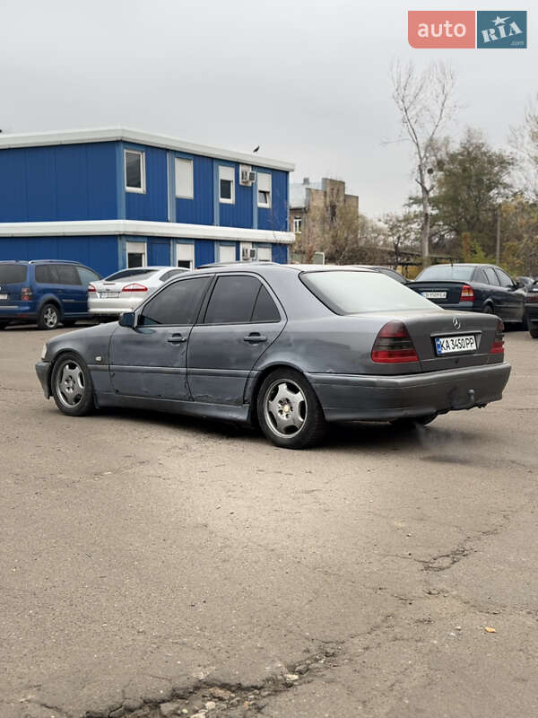 Седан Mercedes-Benz C-Class 1999 в Киеве фото 7 Седан Mercedes-Benz C-Class 1999 в Киеве