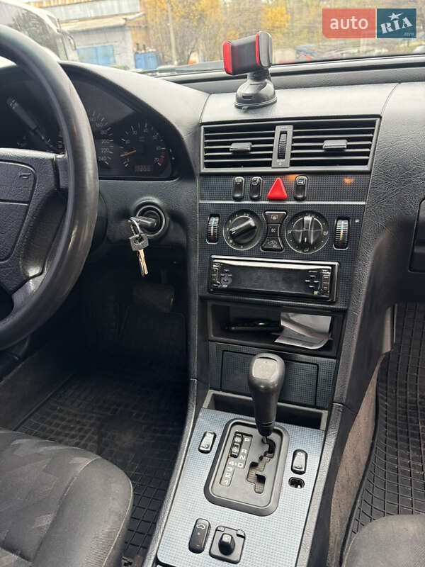Седан Mercedes-Benz C-Class 1999 в Киеве фото 10 Седан Mercedes-Benz C-Class 1999 в Киеве
